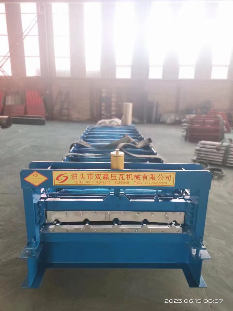 840-type color steel tile press machine